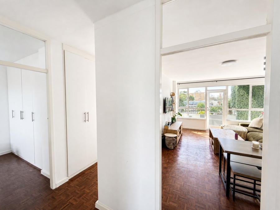 2 Bedroom Property for Sale in Wynberg Upper Western Cape